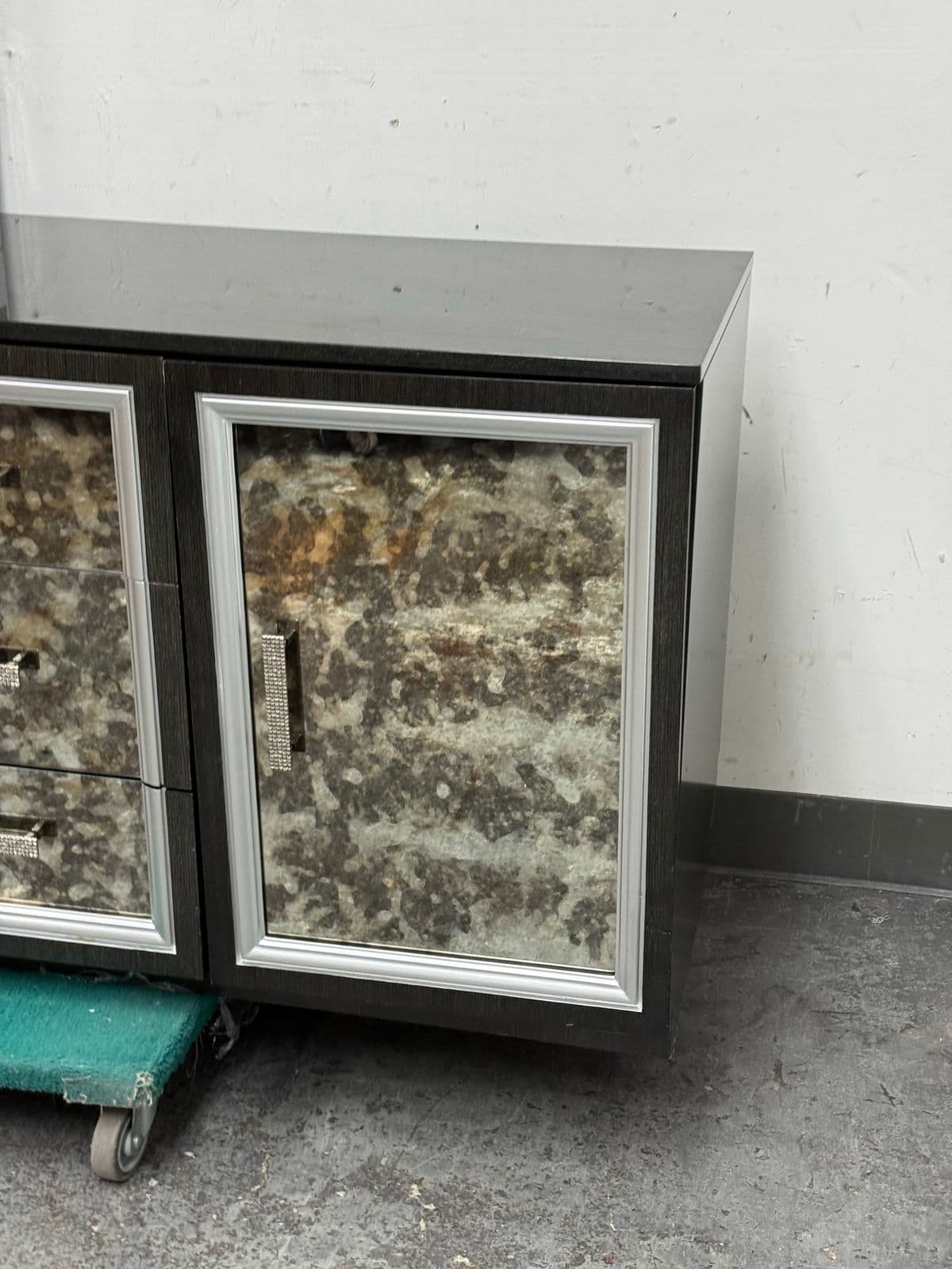 Mark David Bespoke Media Console - Thumbnail 9