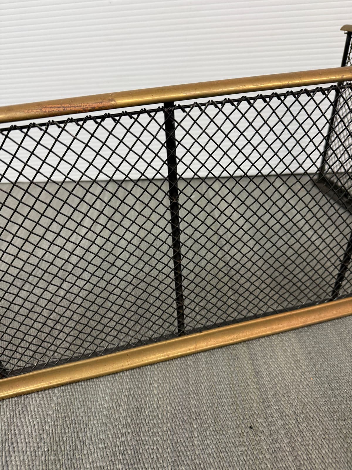 Victorian Brass Fireplace Screen, Early 20th Century. - Thumbnail 13