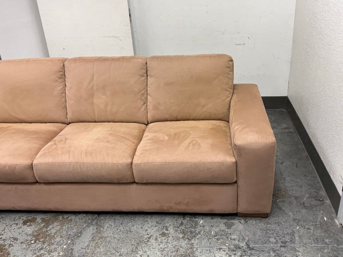 Arflex Italian Camel Sofa - Thumbnail 12
