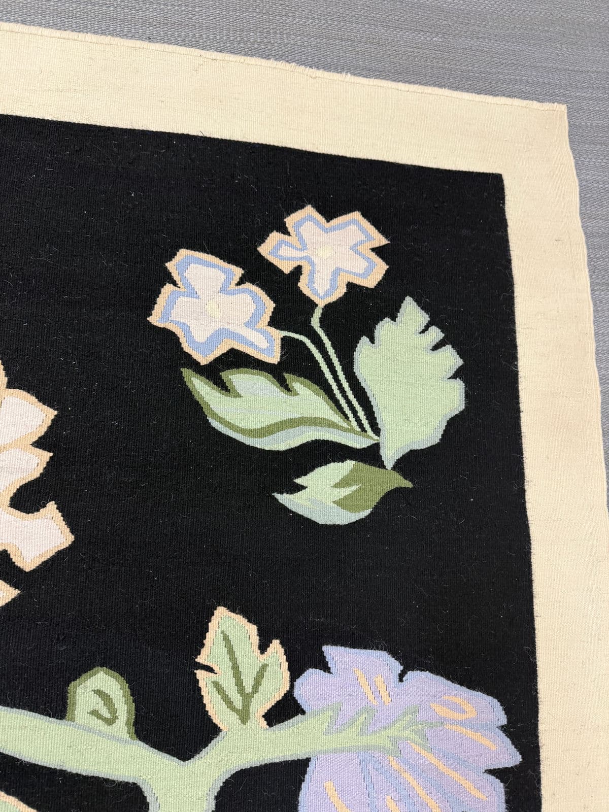 5ft × 7ft 4in Starck Romanian Kelim Rug, Circa 1990 - Thumbnail 9