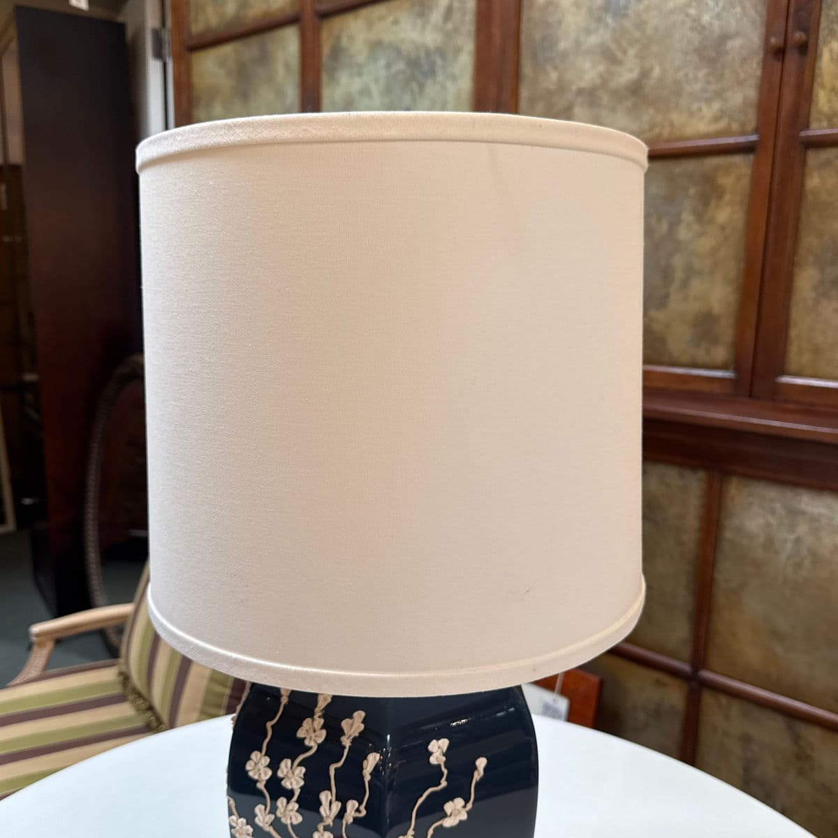 Navy Impasto Table Lamp With Hand Sculpted Floral Relief, Vintage - Thumbnail 7