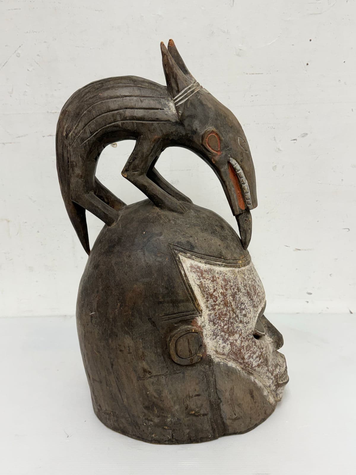 African Yoruba Carved Wood Helmet + Jackal Sculpture - Thumbnail 7
