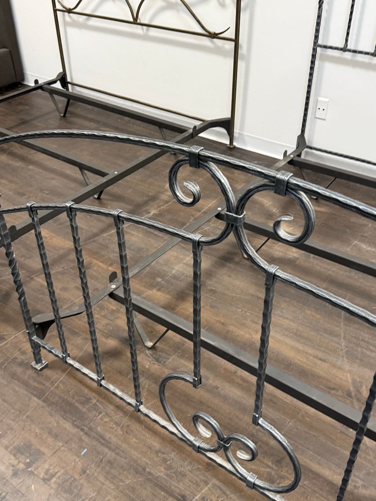 Full Size Claudio Rayes Wrought Iron Bed Frame, Model 28 - Thumbnail 3