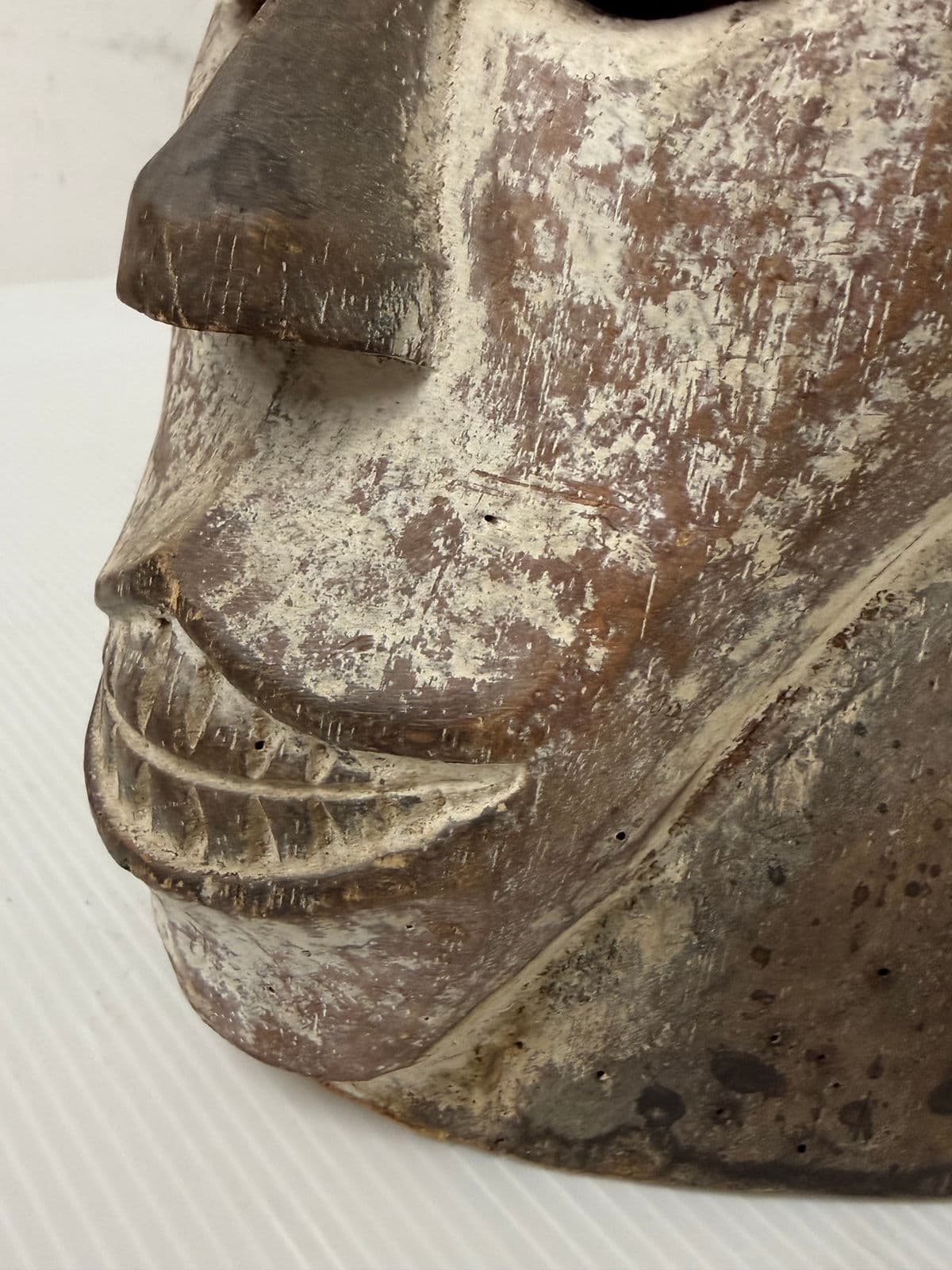 African Yoruba Carved Wood Helmet + Jackal Sculpture - Thumbnail 9