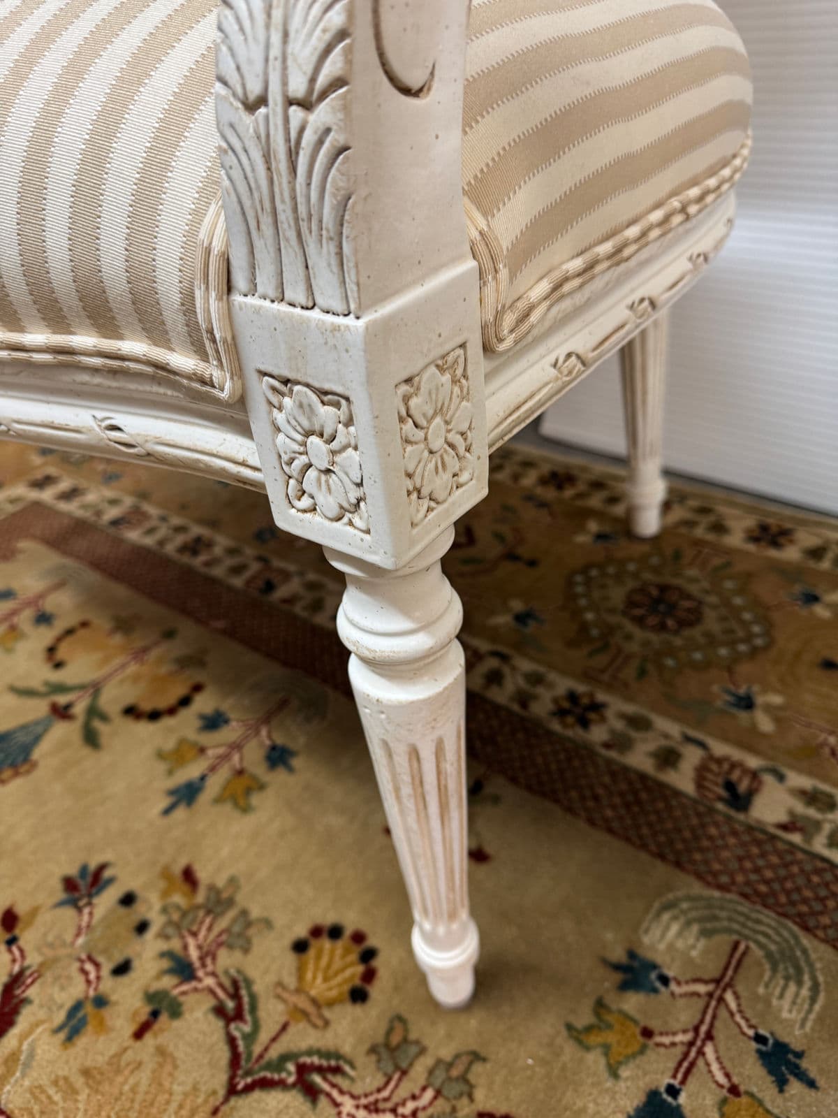 Ethan Allen French Louis XVI Style Armchairs, Pair - Thumbnail 12