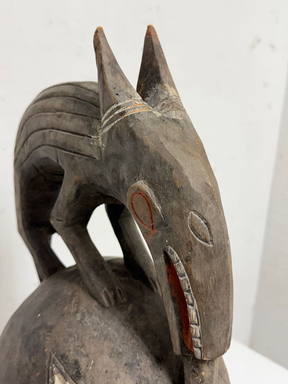 African Yoruba Carved Wood Helmet + Jackal Sculpture - Thumbnail 12