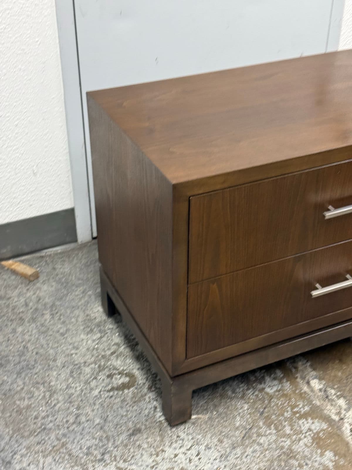 Traylor & Co. Contemporary Nightstand - Thumbnail 8