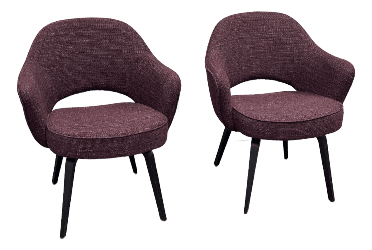 Eero Saarinen for Knoll Studio Aubergine Executive Armchairs, Pair - Thumbnail 2