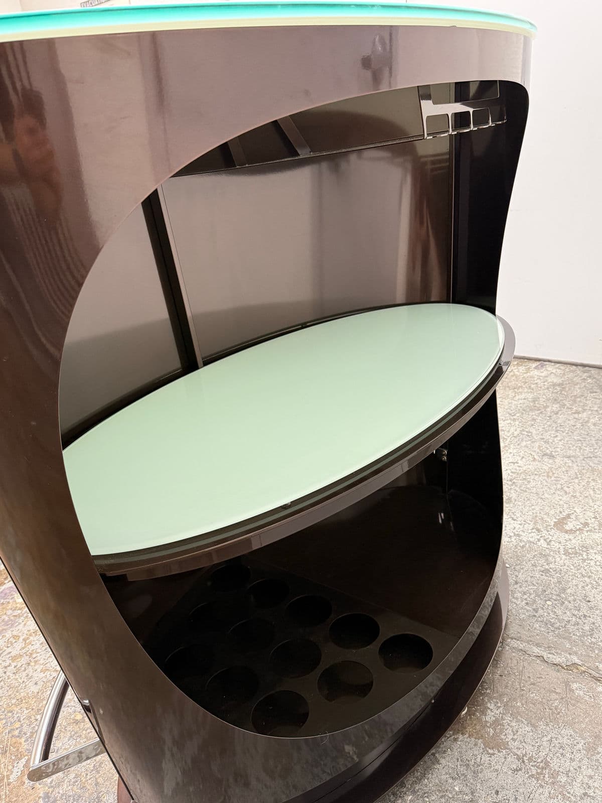 Elite Manufacturing Post Modern Style Metal Bar - Thumbnail 6