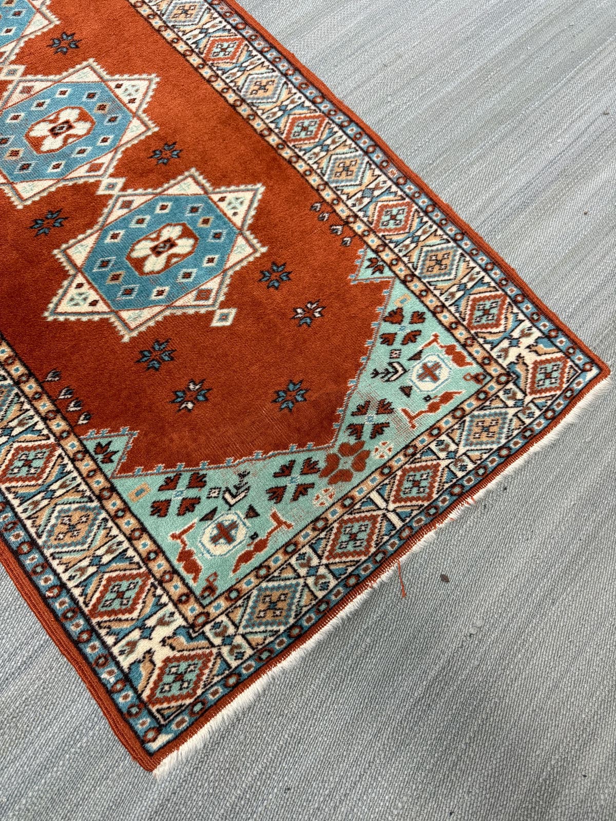 2ft 7in × 9ft Wool Runner - Thumbnail 8