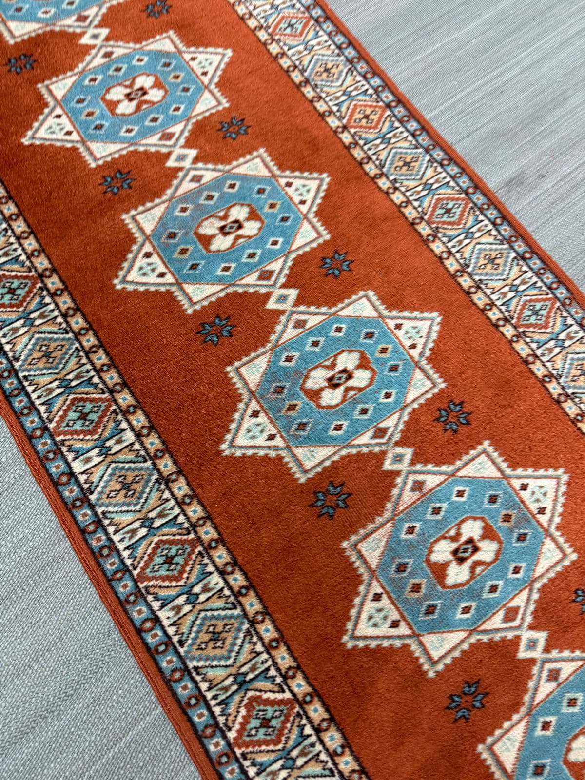 2ft 7in × 9ft Wool Runner - Thumbnail 11