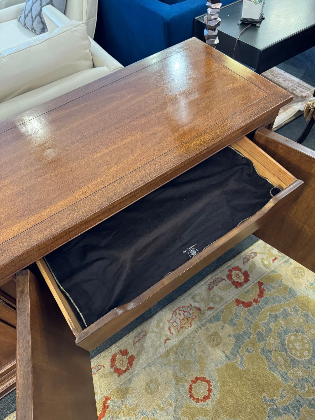 White Fine Furniture Sideboard - Thumbnail 10