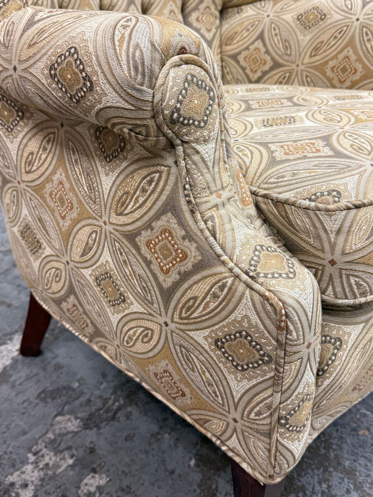 Channel Back Arm Chair, Vintage - Thumbnail 10