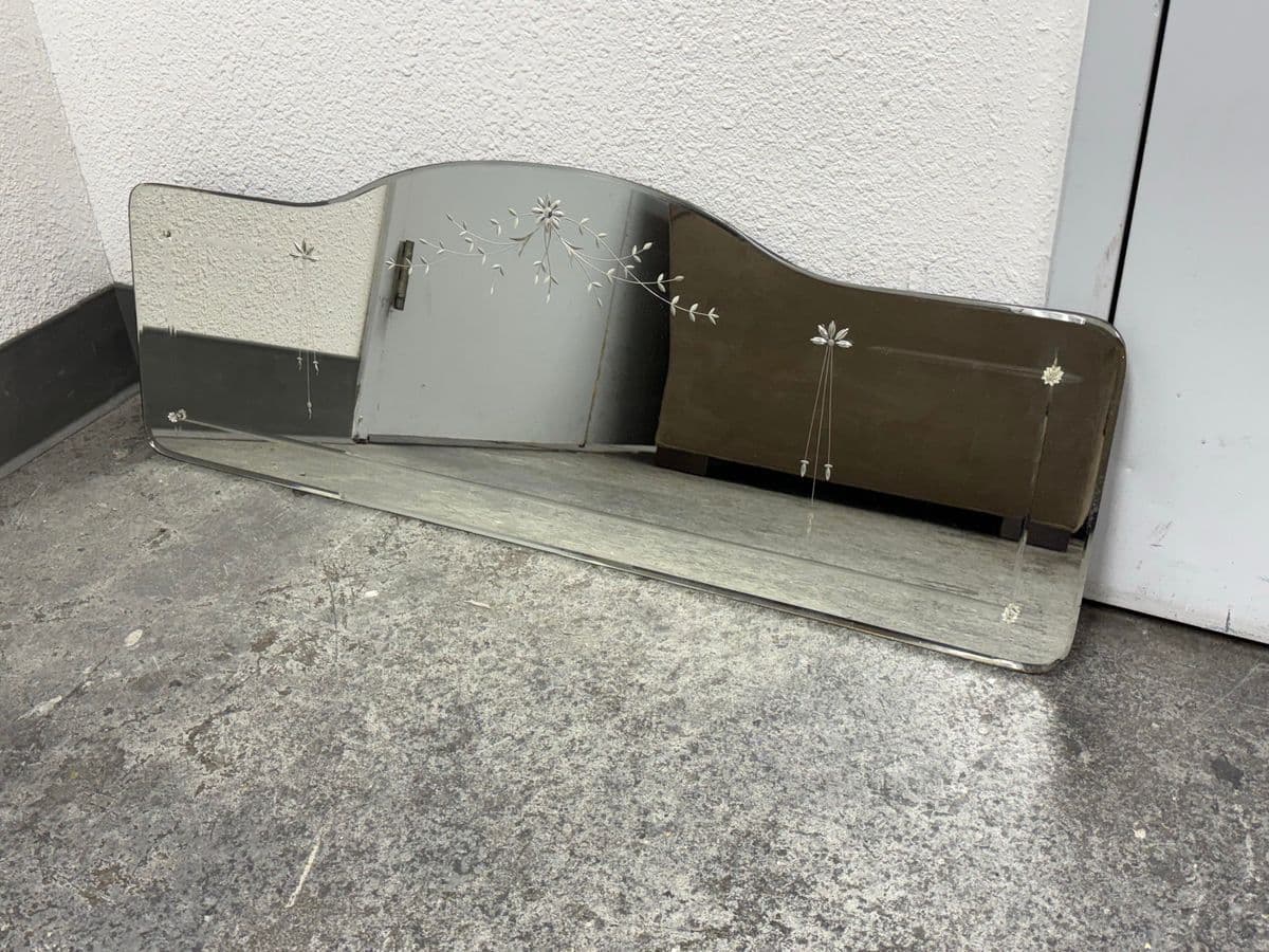 Art Deco Etched Floral Frameless Vanity Mirror, Mid 20th Century - Thumbnail 3