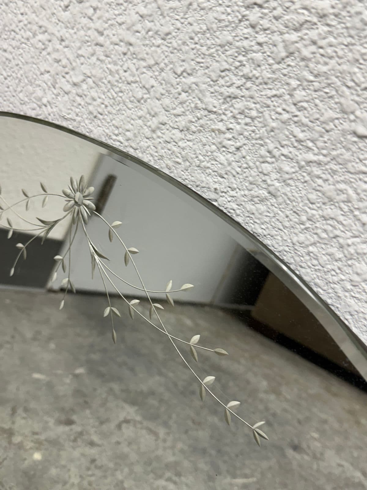 Art Deco Etched Floral Frameless Vanity Mirror, Mid 20th Century - Thumbnail 8