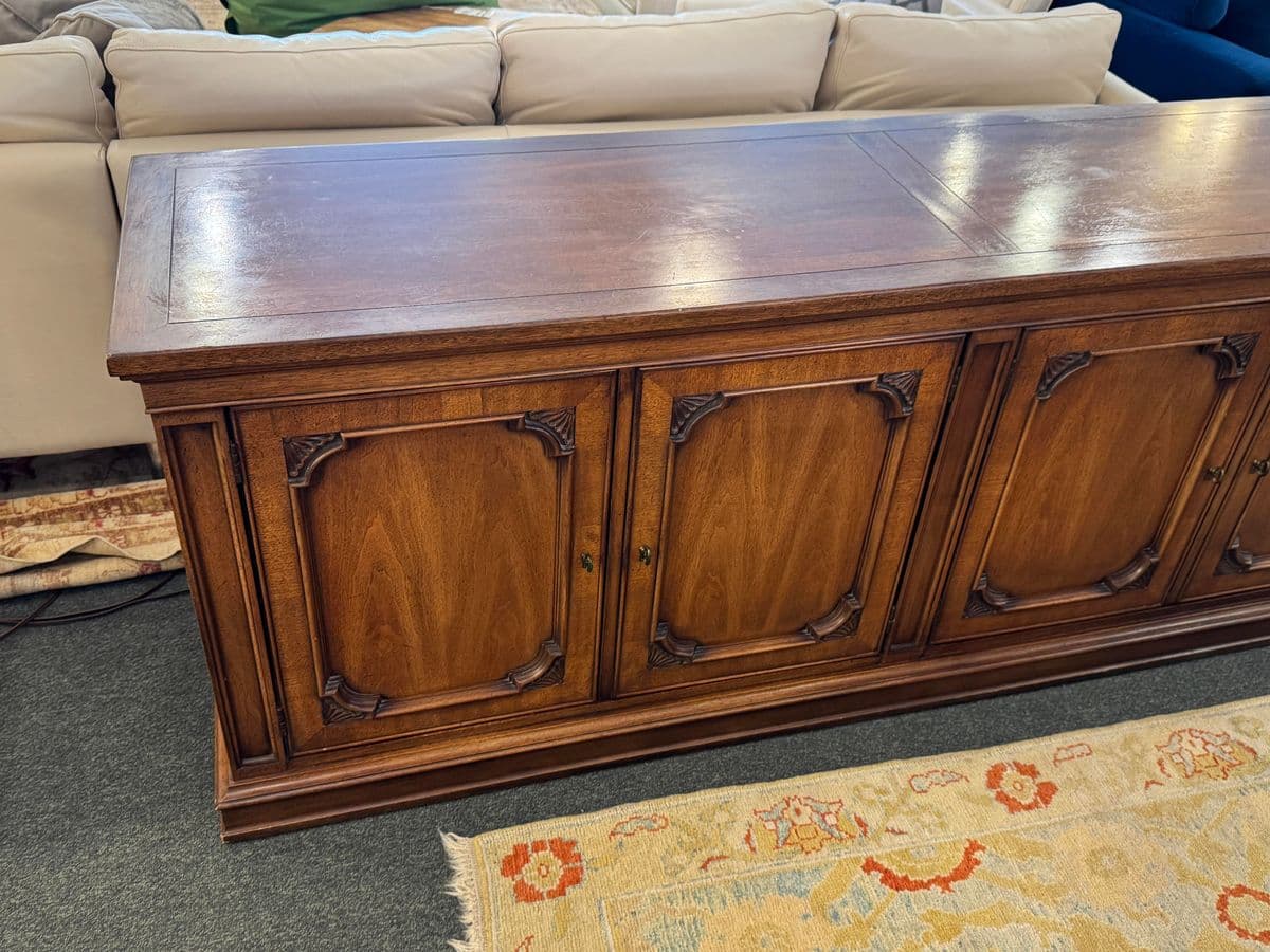 White Fine Furniture Sideboard - Thumbnail 11