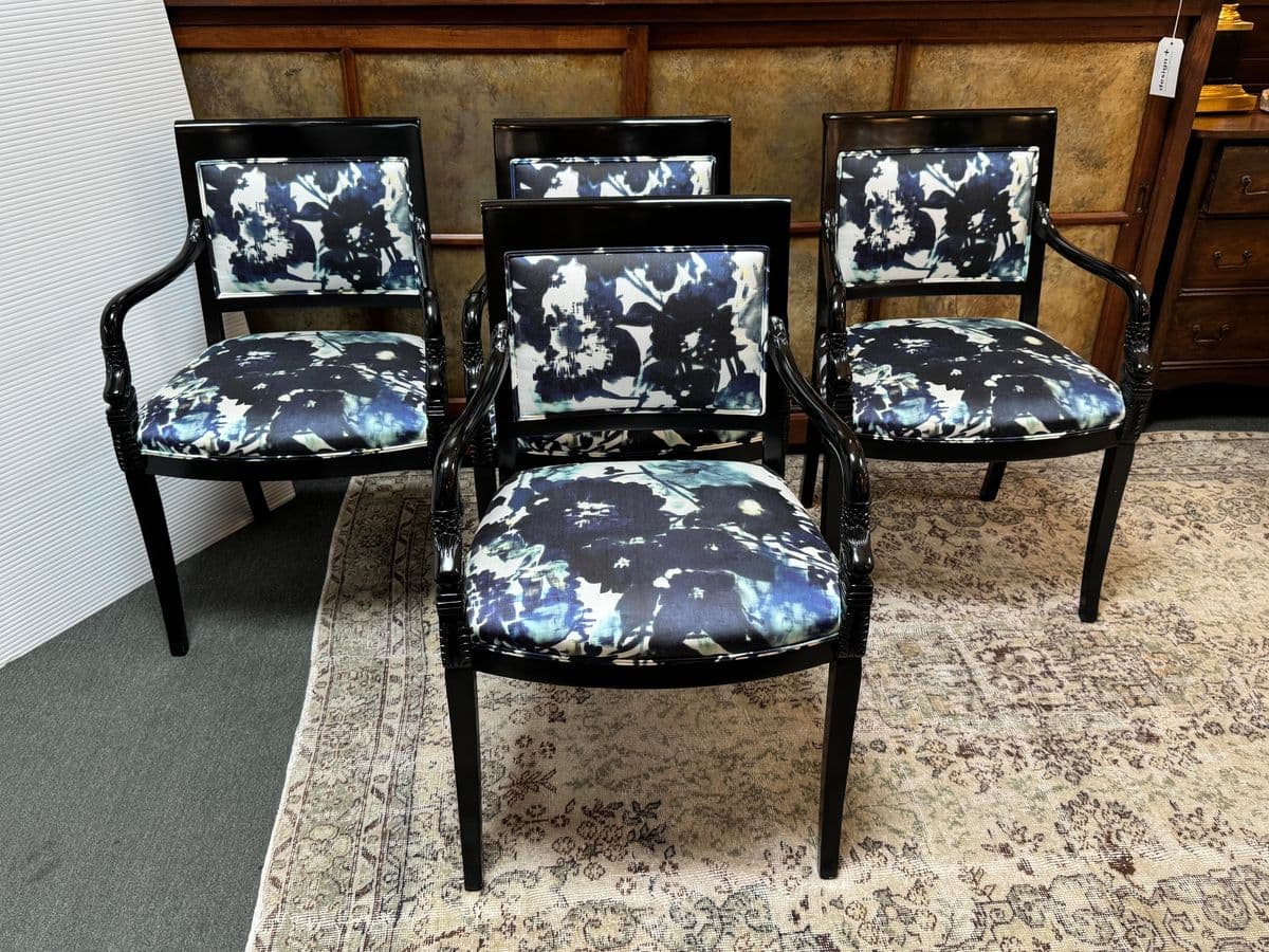 Roberto Barahona Bespoke Dining Room Chairs, Set of Four - Thumbnail 3