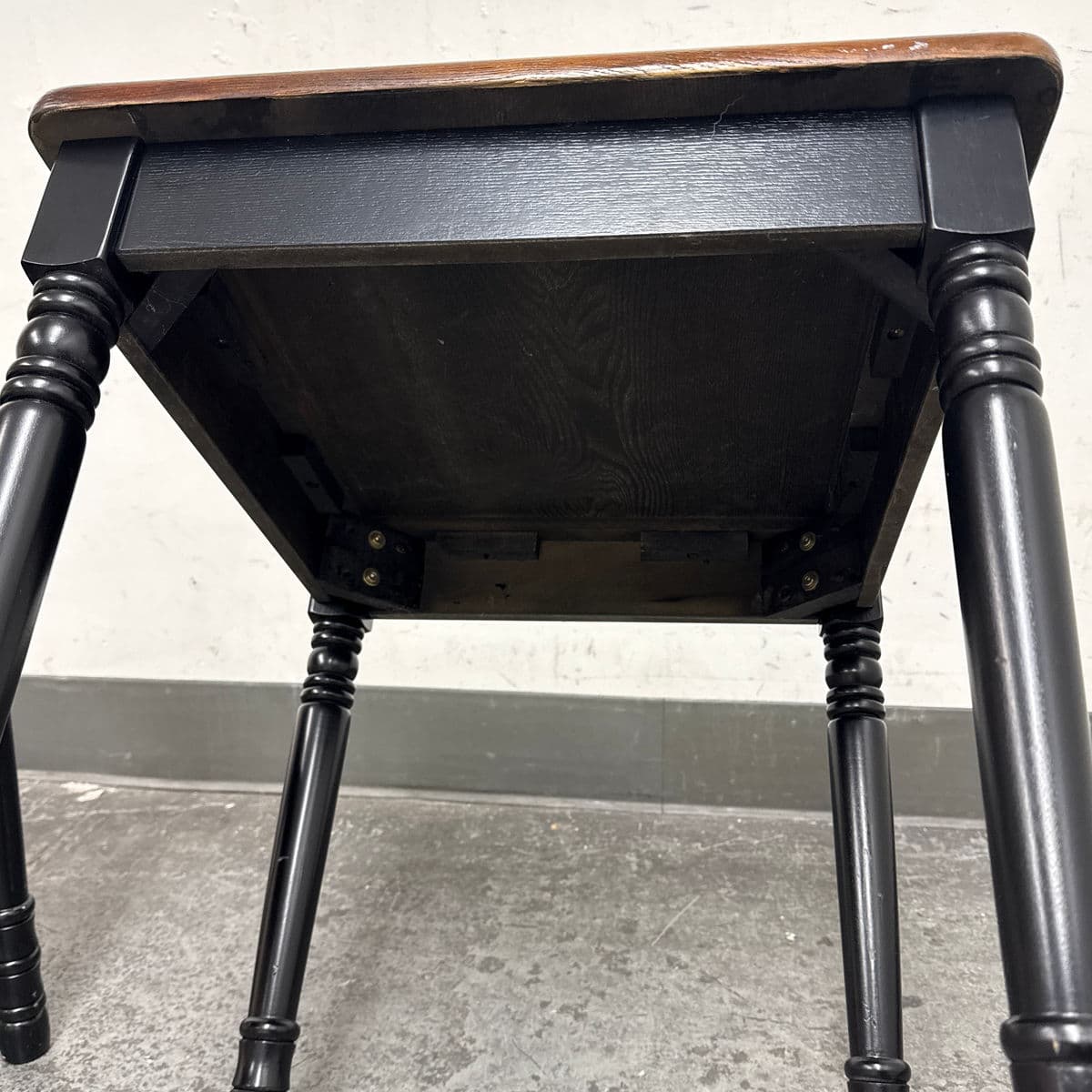 Two-Tone Side Tables, Vintage Pair - Thumbnail 10