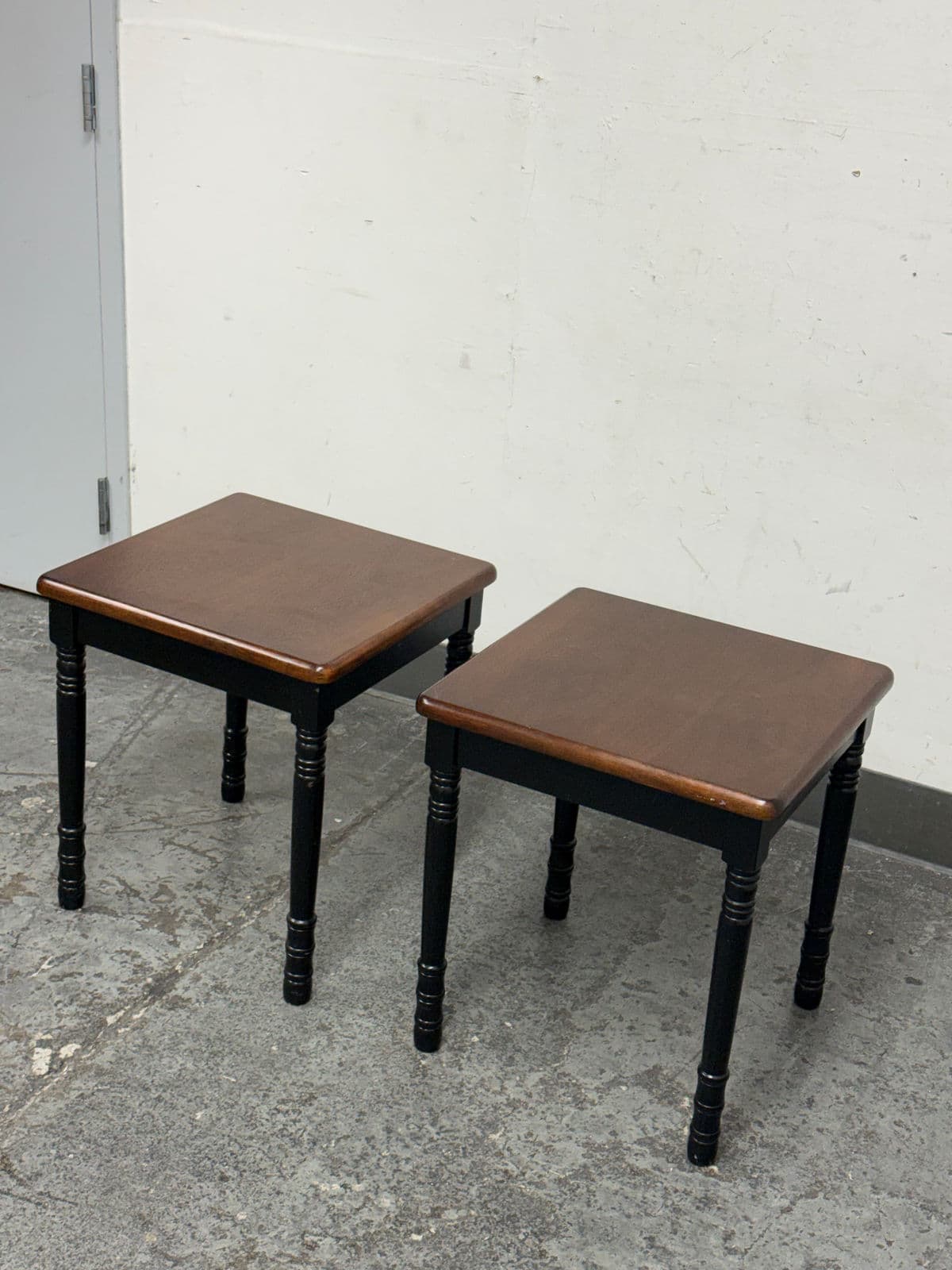 Two-Tone Side Tables, Vintage Pair - Thumbnail 4