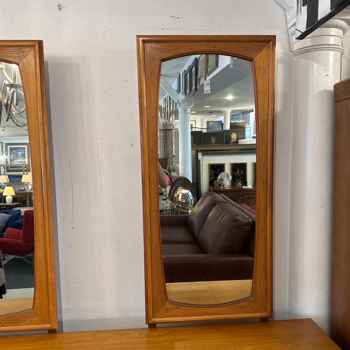 Heritage Brutalist Oak Wood Dresser With Dual Mirrors - Thumbnail 13