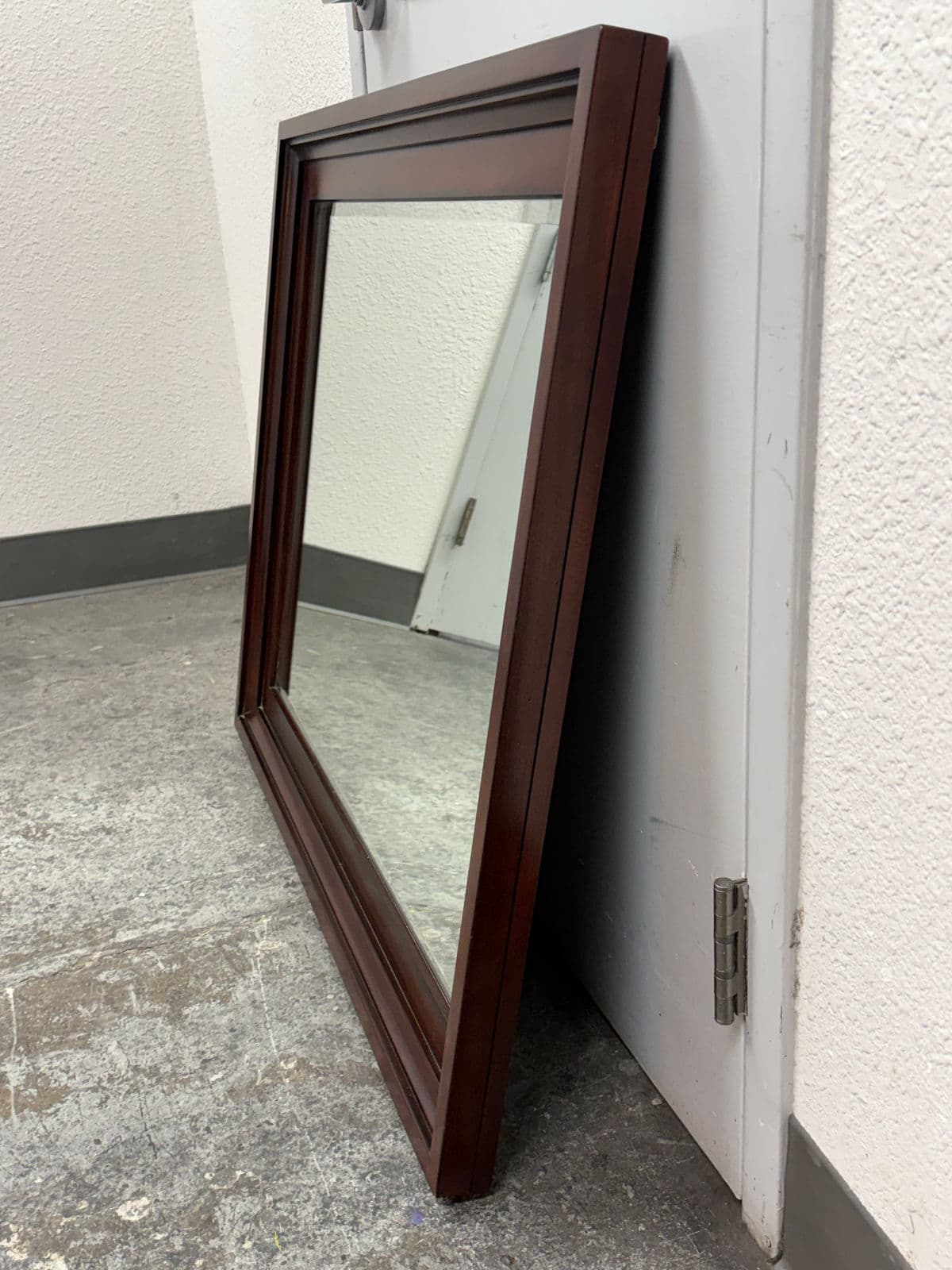 Omexey Home Furnishings Cherry Wood Wall Mirror - Thumbnail 5