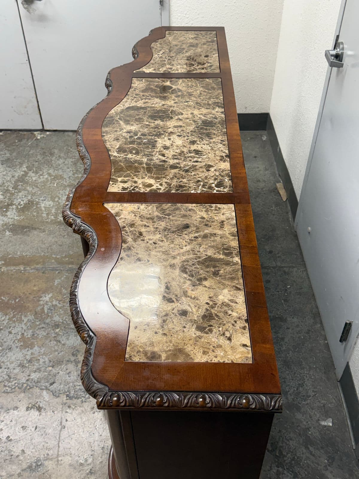 Universal Furniture Bolero Castile Sideboard - Thumbnail 7