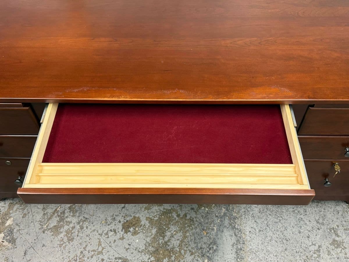 Stuart David Executive Desk - Thumbnail 10