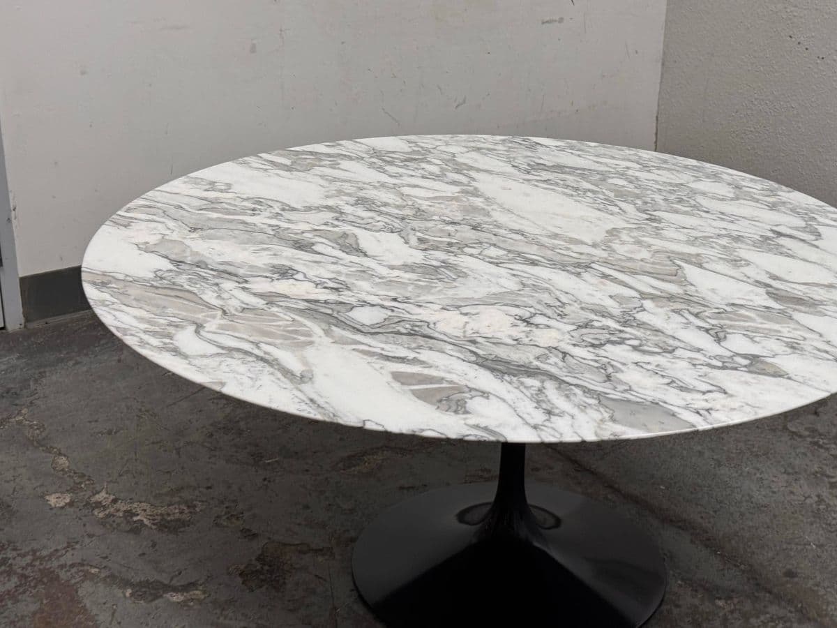 Eero Saarinen for Knoll Studio Arabescato Marble Dining Table, 60 Inch - Thumbnail 13