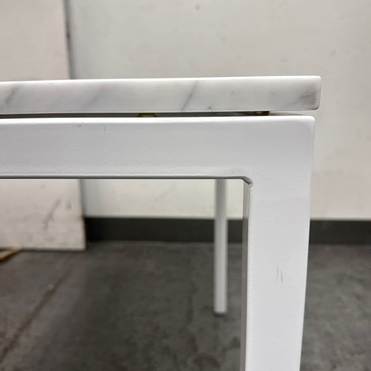 Room & Board Parsons Venato Marble Dining Table - Thumbnail 10