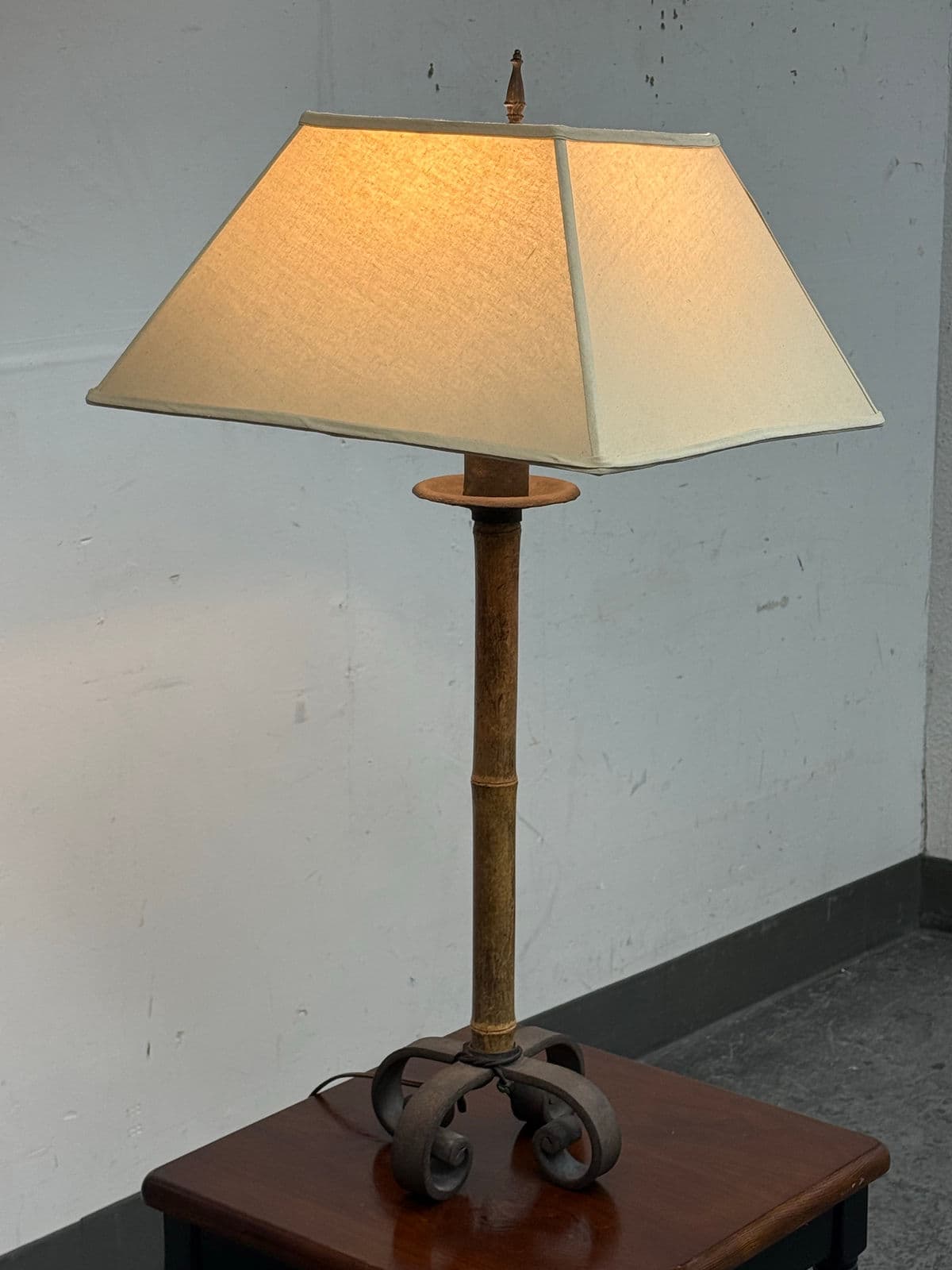 Hollywood Regency Bamboo Form Table Lamp - Thumbnail 3