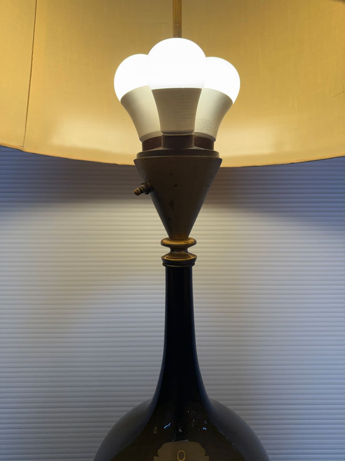 Mid 20th Century Glass Table Lamp - Thumbnail 4