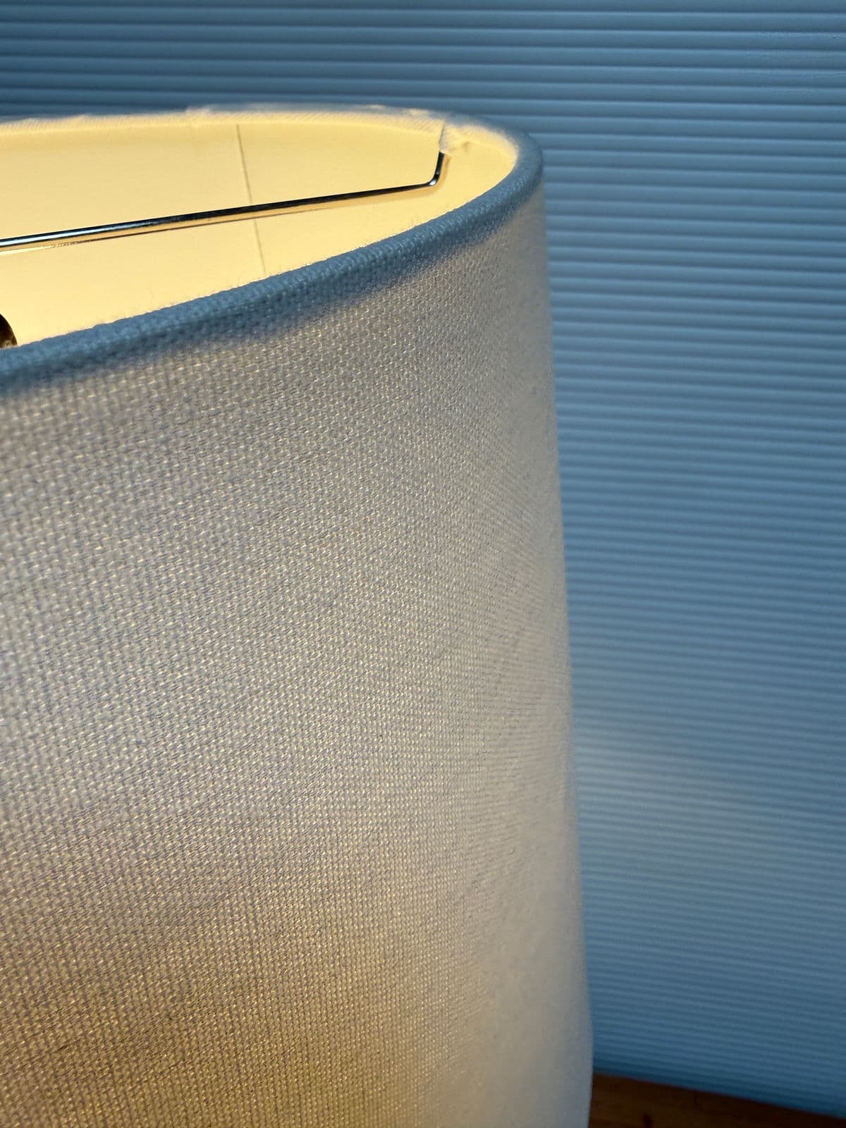 Orlando Pottery Hand Painted Leaf Table Lamp - Thumbnail 3