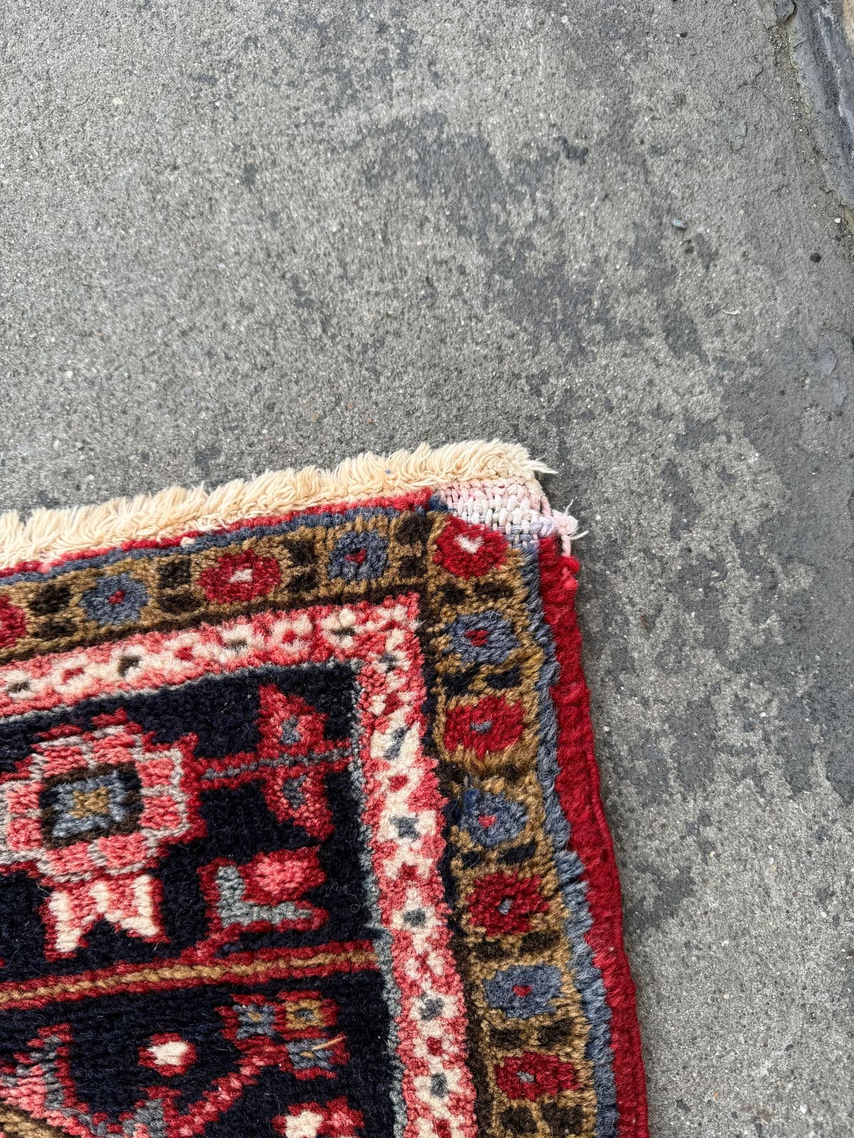 8ft 1in X 11ft Heriz Persian Area Rug - Thumbnail 6