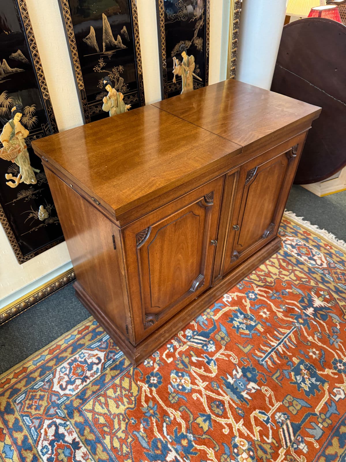 White Fine Furniture Flip Top Walnut Wood Buffet - Thumbnail 13