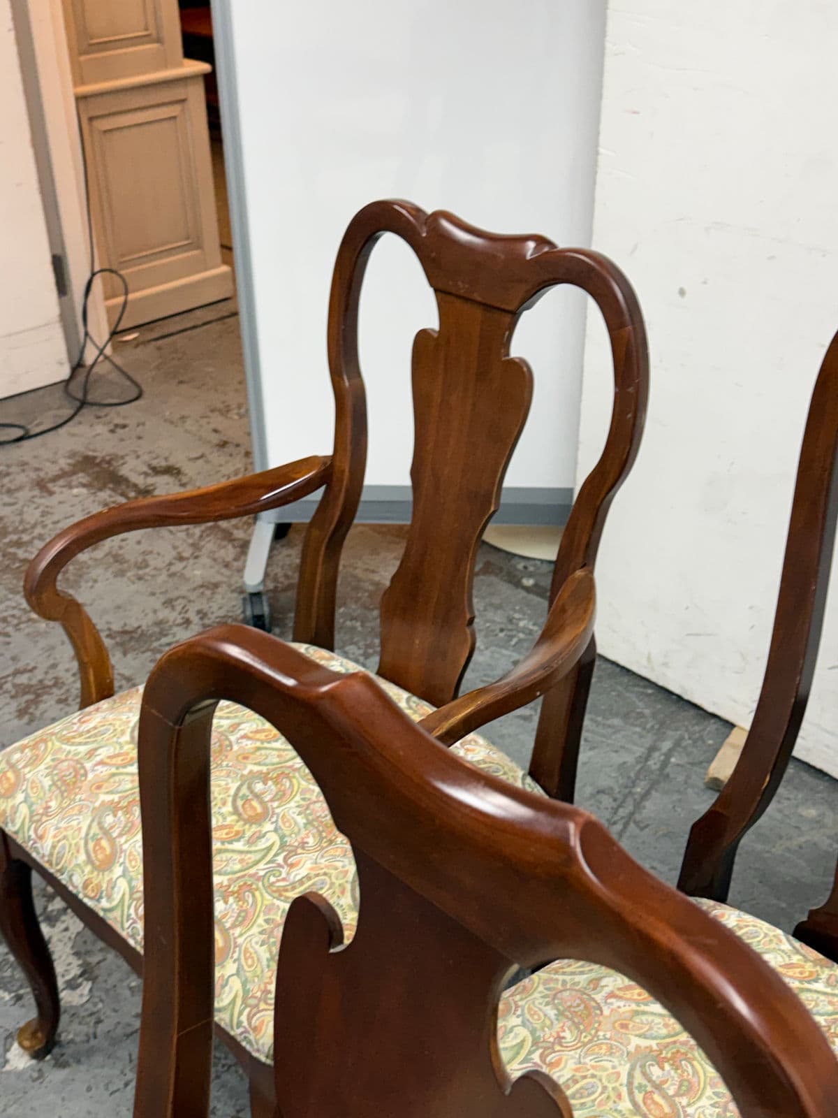 Davis Cabinet Company Colonial Dining Chairs, Vintage Set of Four - Thumbnail 6