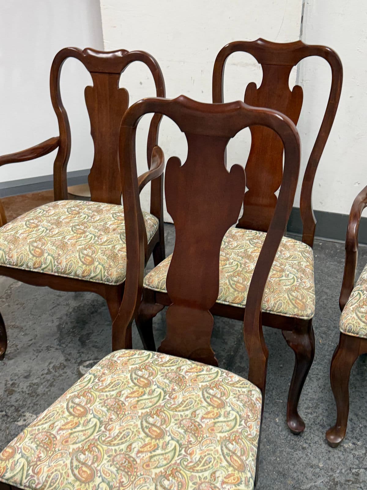 Davis Cabinet Company Colonial Dining Chairs, Vintage Set of Four - Thumbnail 11