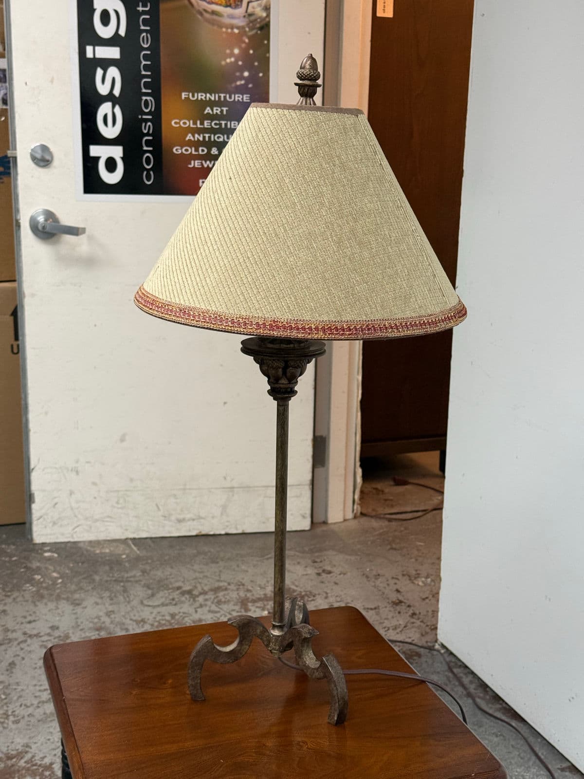 Rustic Wrought Iron Table Lamp - Thumbnail 11