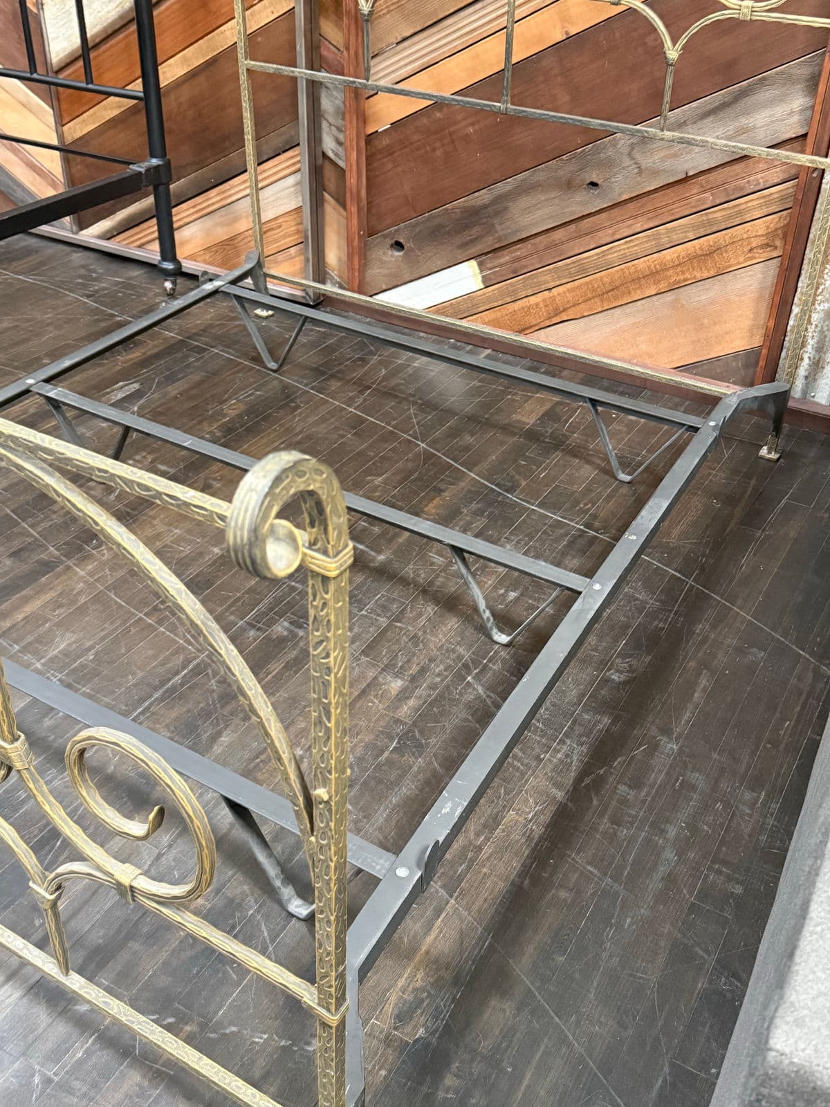 Full Size Claudio Rayes Wrought Iron Bed Frame, Model 32 - Thumbnail 5