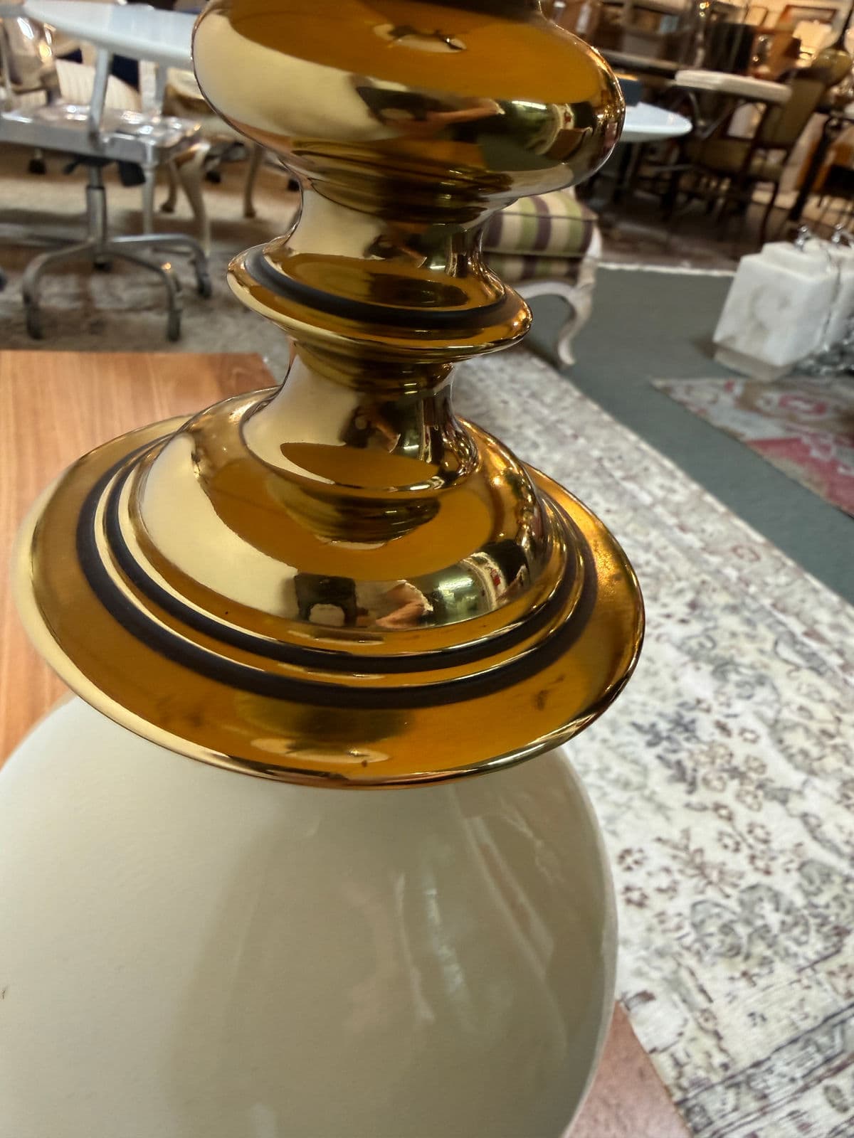 In the Style of Stiffel Table Lamp - Thumbnail 6