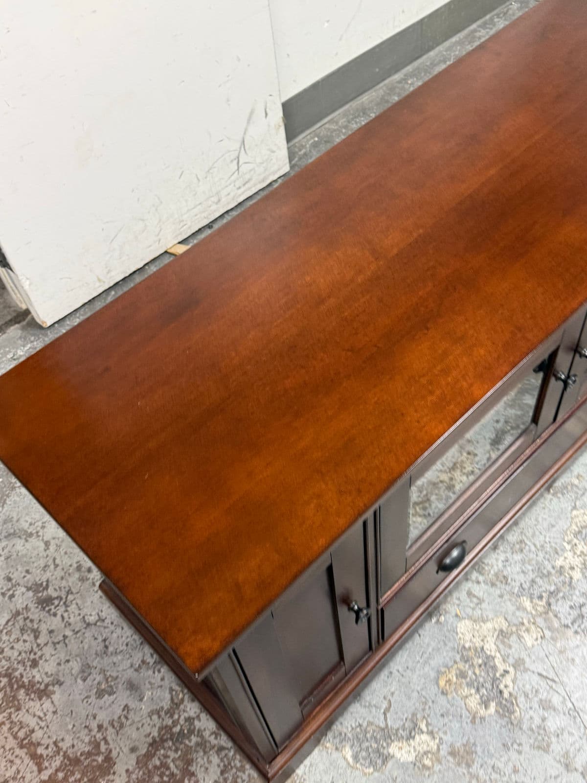Crosley Furniture Lafayette Mahogany Media Cabinet - Thumbnail 9