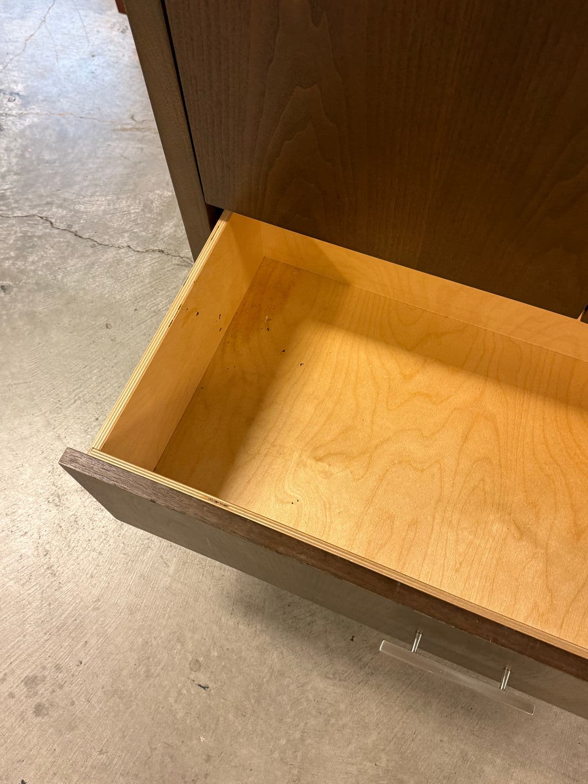 Bespoke Modern Wardrobe Armoire - Thumbnail 12