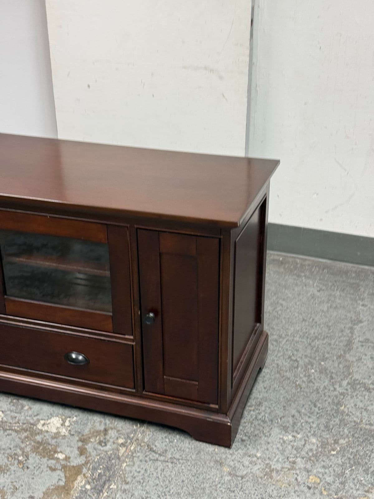Crosley Furniture Lafayette Mahogany Media Cabinet - Thumbnail 6