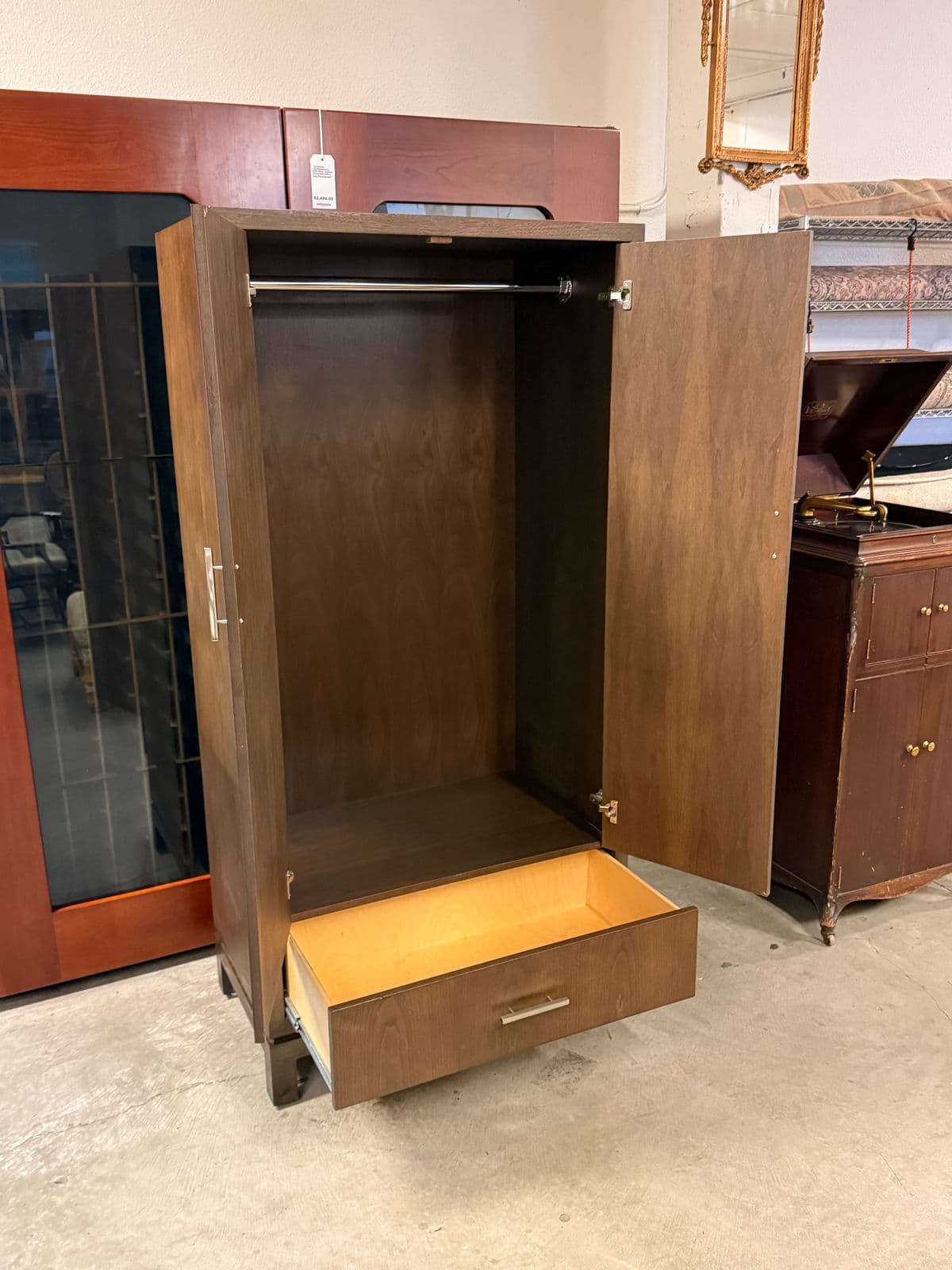 Bespoke Modern Wardrobe Armoire - Thumbnail 6