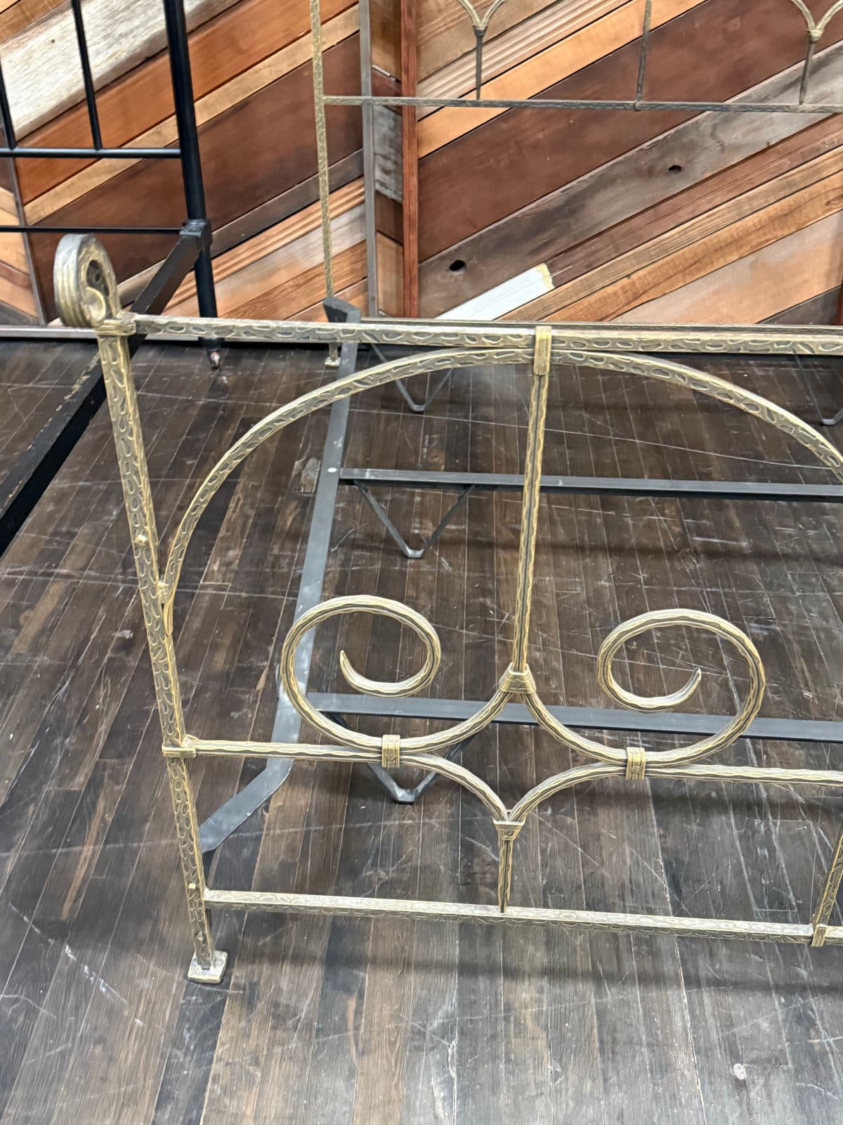 Full Size Claudio Rayes Wrought Iron Bed Frame, Model 32 - Thumbnail 13
