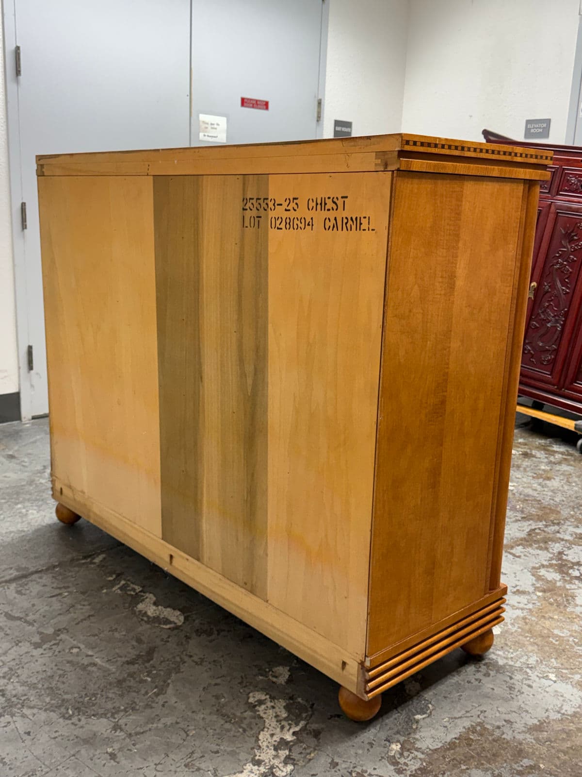 Hickory White "Genesis" Collection Dresser - Thumbnail 9