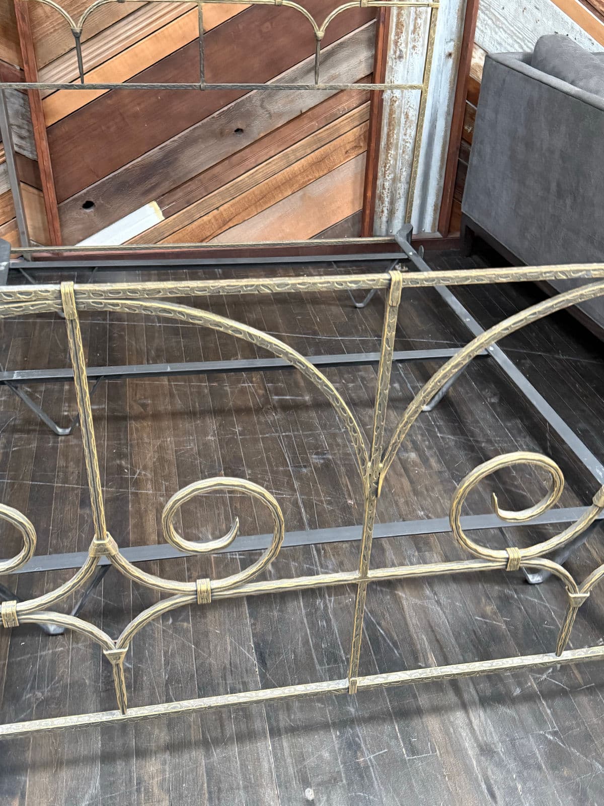 Full Size Claudio Rayes Wrought Iron Bed Frame, Model 32 - Thumbnail 10