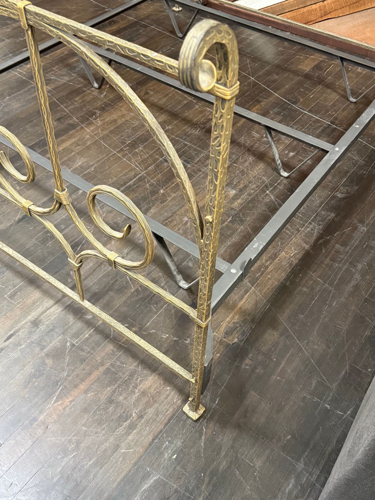 Full Size Claudio Rayes Wrought Iron Bed Frame, Model 32 - Thumbnail 7