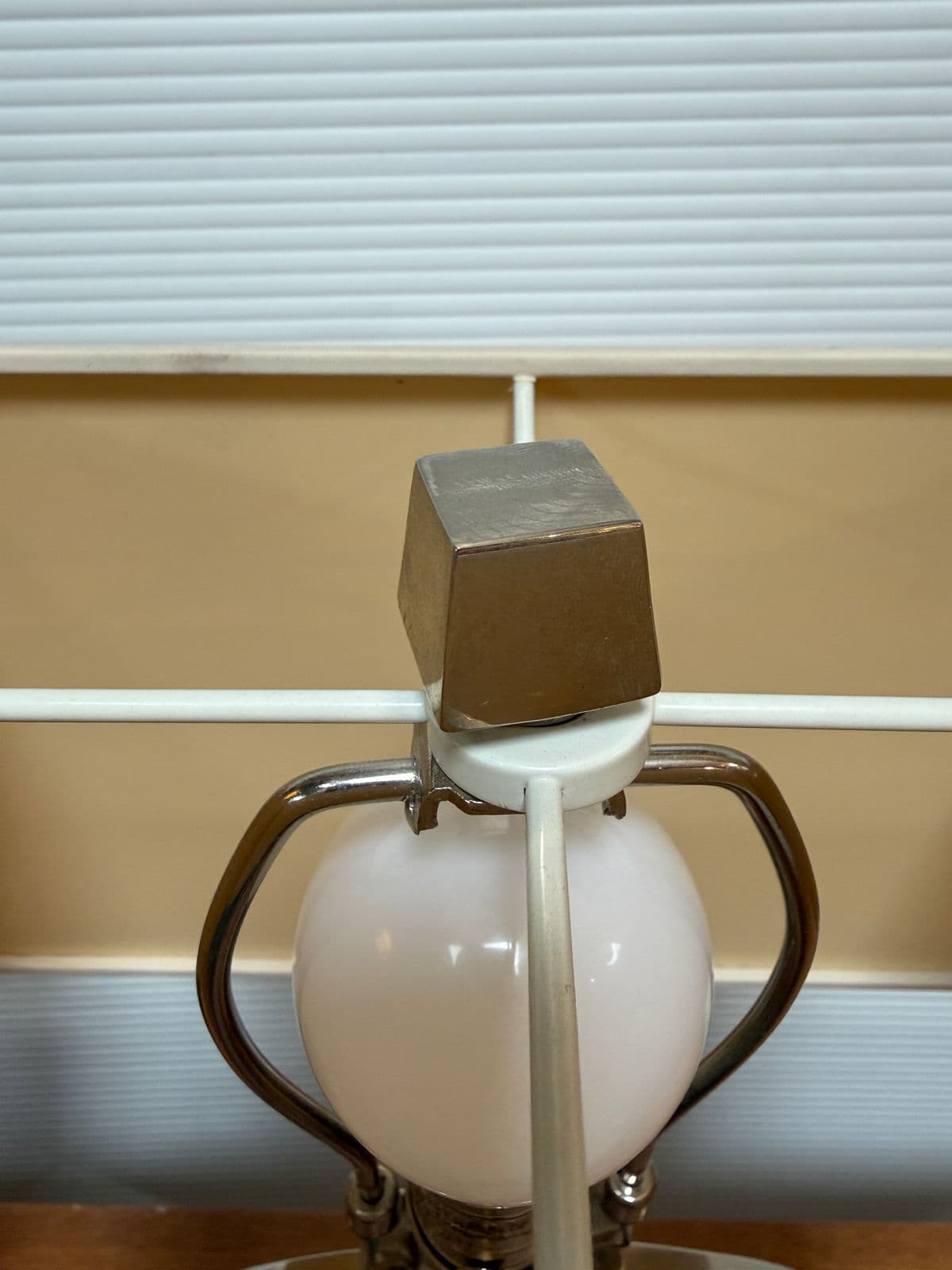 Contemporary Ring Form Table Lamps, Pair - Thumbnail 13