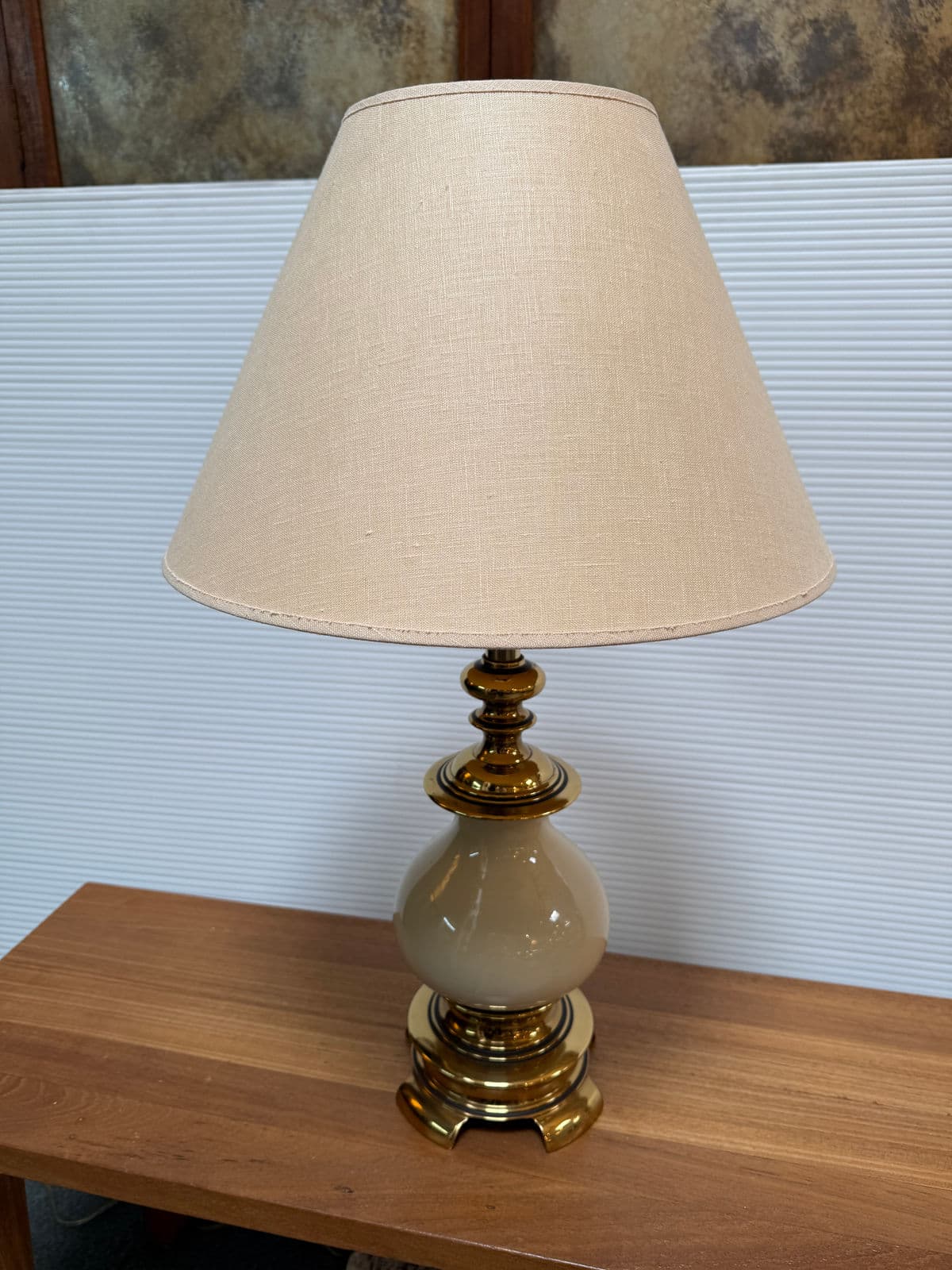 In the Style of Stiffel Table Lamp - Thumbnail 13