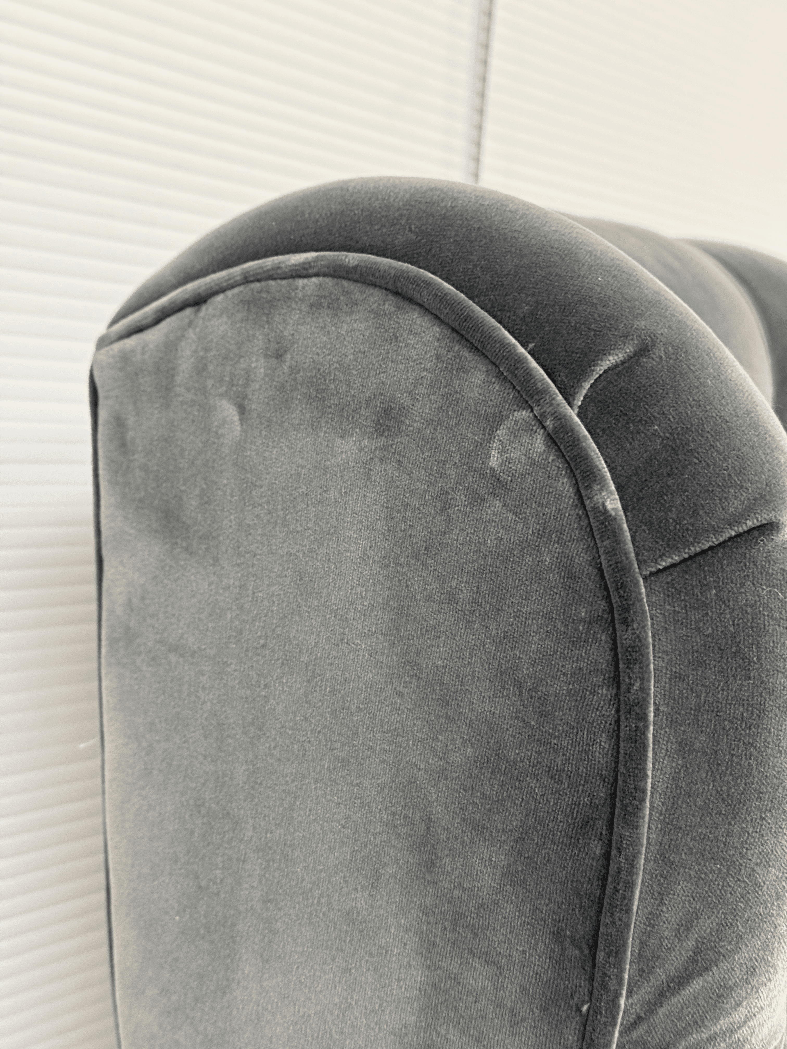 Lee Industries for Serena and Lily Bruno Velvet Tufted Chair - Thumbnail 12